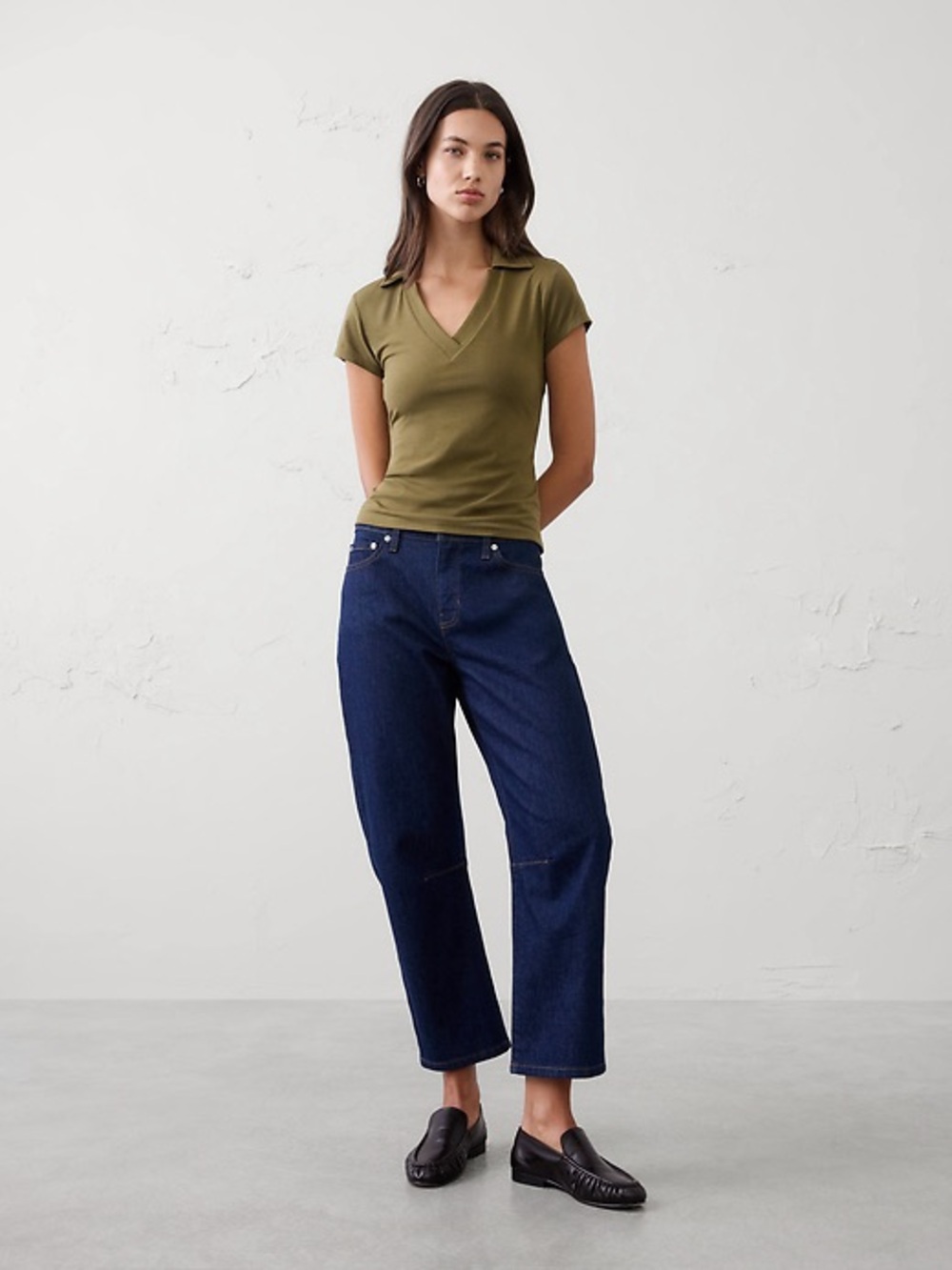 BNWOT Banana Republic Olive Short Sleeve Collared V-Neck Top